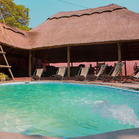 Lusaka Backpackers Hostel Exterior photo