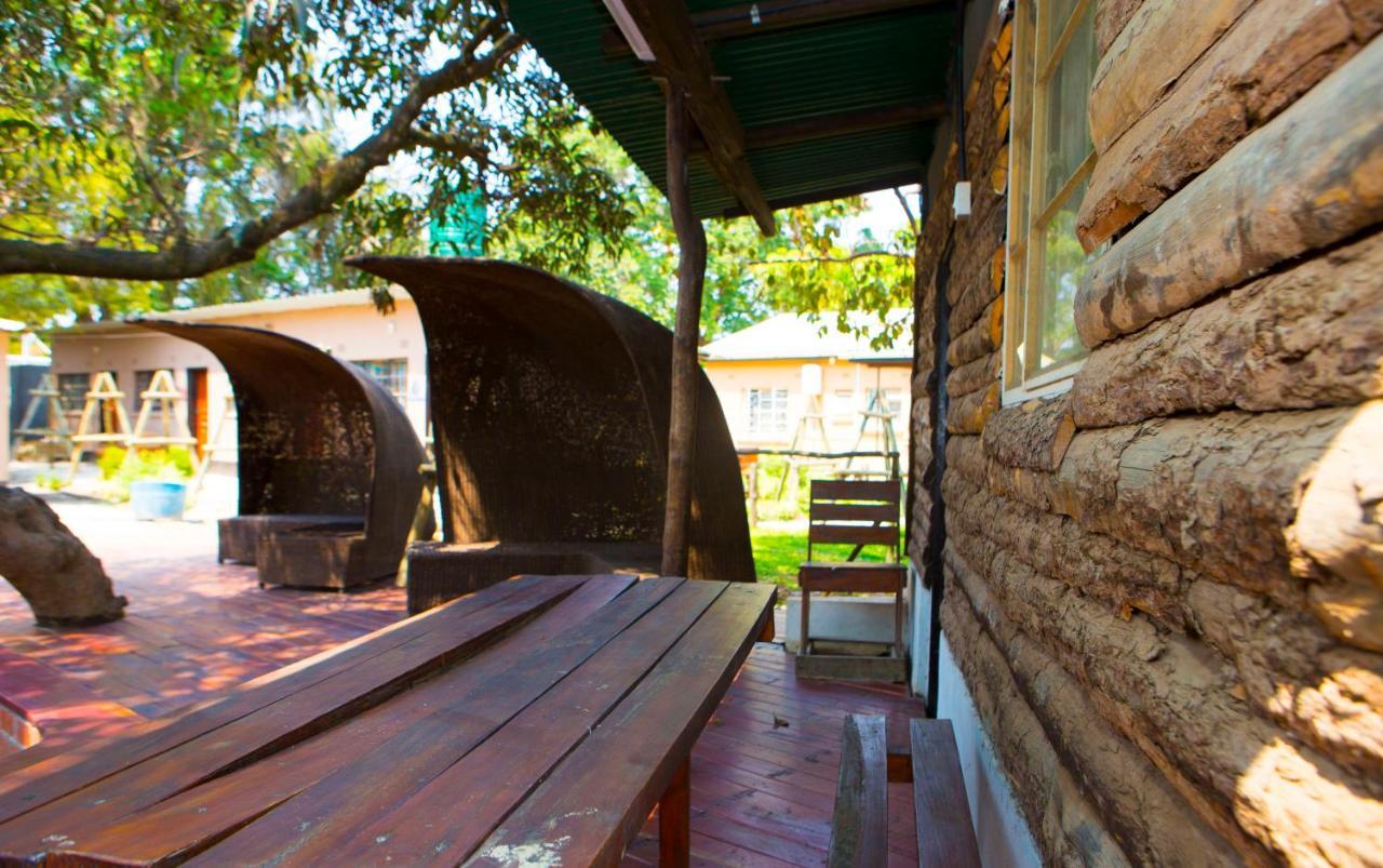Lusaka Backpackers Hostel Exterior photo