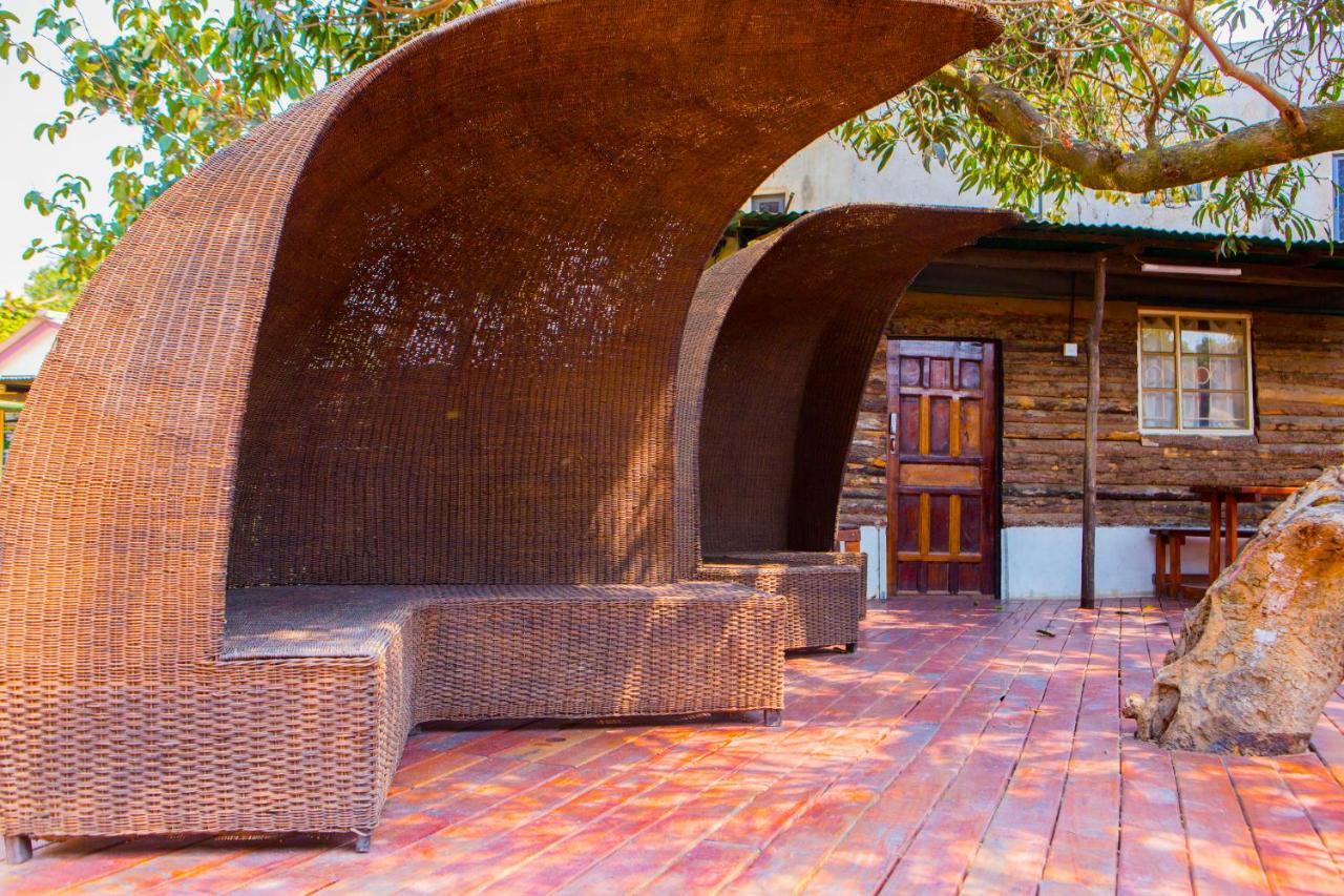 Lusaka Backpackers Hostel Exterior photo